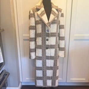Anthropologie NVLT Tan Teddy Coat – Cream & Tan Windowpane – Size XS – EUC